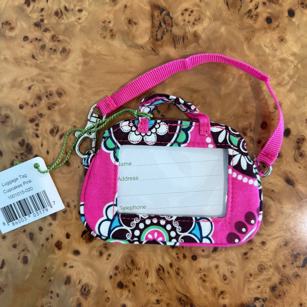 NWT! Vera Bradley luggage tag cupcakes pink